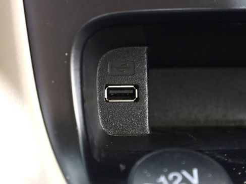 Used 2018 Ford Focus SE FWD image 20