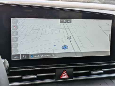 Certified 2025 Hyundai Elantra SEL FWD image 21