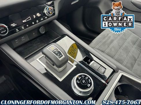 Used 2024 Mitsubishi Outlander SE Black Edition image 32