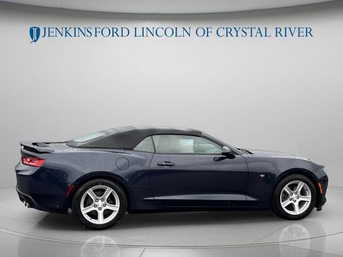 Used 2016 Chevrolet Camaro LT RWD image 2