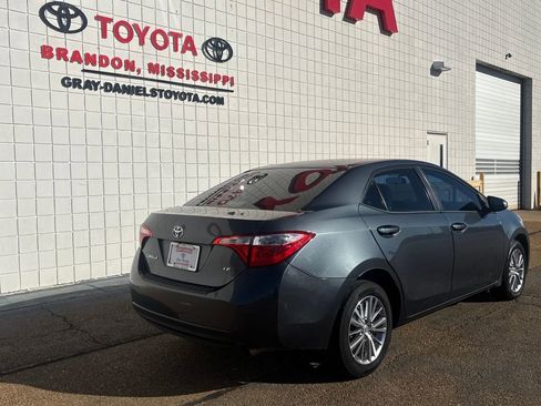 Used 2015 Toyota Corolla LE image 5