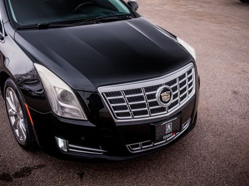 Used 2013 Cadillac XTS Premium image 9