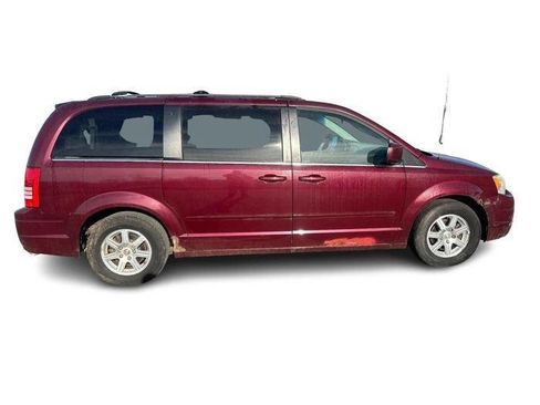 Used 2008 Chrysler Town & Country Touring w/ Family Value Group image 7