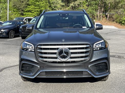 New 2026 Mercedes-Benz GLS 450 4MATIC image 3