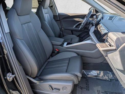 Used 2025 Audi Q5 Premium Plus image 24