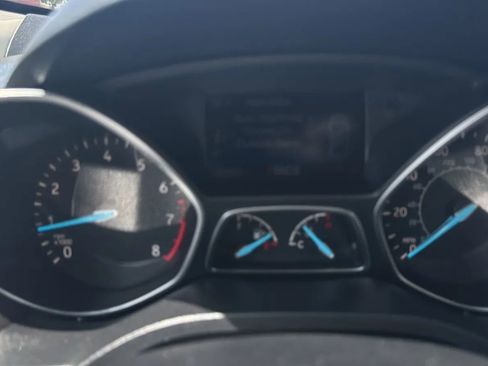 Used 2017 Ford Escape SE FWD image 12