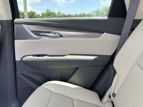 New 2026 Cadillac XT5 Premium Luxury w/ Driver Assist Package AWD/4WD image 15