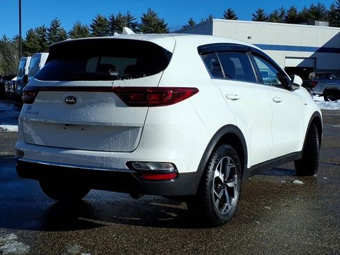 Used 2021 Kia Sportage LX image 3