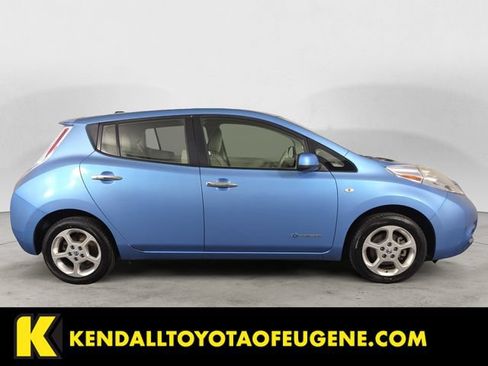 Used 2011 Nissan Leaf FWD image 6
