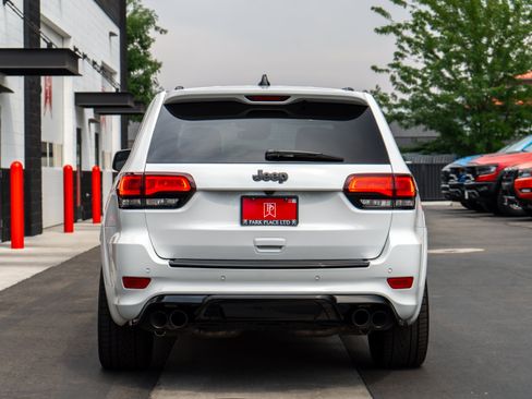 Used 2019 Jeep Grand Cherokee Trackhawk AWD/4WD image 26