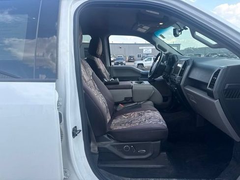 Used 2018 Ford F150 XLT w/ Equipment Group 302A Luxury AWD/4WD image 17