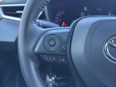 Used 2022 Toyota Corolla LE image 15