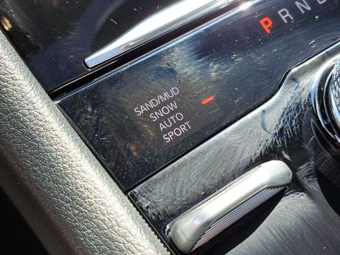 New 2025 Jeep Grand Cherokee L Limited w/ Luxury Tech Group II image 10