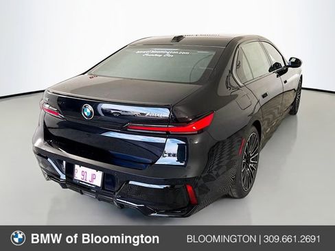 Used 2026 BMW 740i xDrive image 7