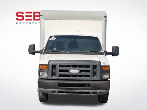 Used 2014 Ford E-350 and Econoline 350 Super Duty image 2