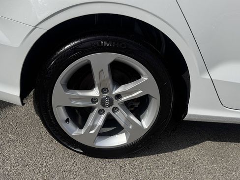 Used 2018 Audi A3 2.0T Premium image 13