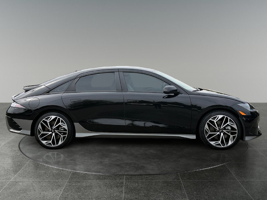 Certified 2023 Hyundai Ioniq 6 SEL AWD/4WD image 11