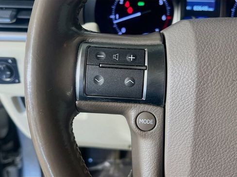 Used 2018 Lexus GX 460 Premium w/ Premium Package image 17