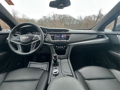 New 2024 Cadillac XT5 Luxury image 26
