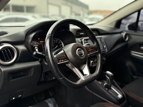Used 2020 Nissan Versa SR FWD image 19
