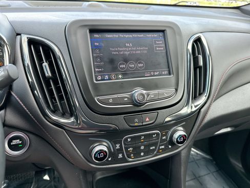 Used 2023 Chevrolet Equinox RS FWD image 16
