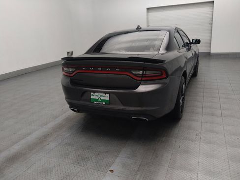 Used 2017 Dodge Charger SXT w/ Blacktop Package image 9