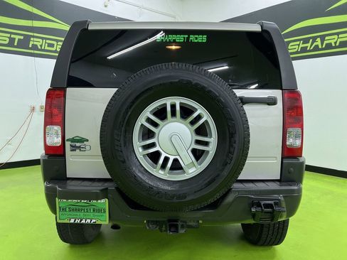 Used 2009 HUMMER H3 AWD/4WD image 8