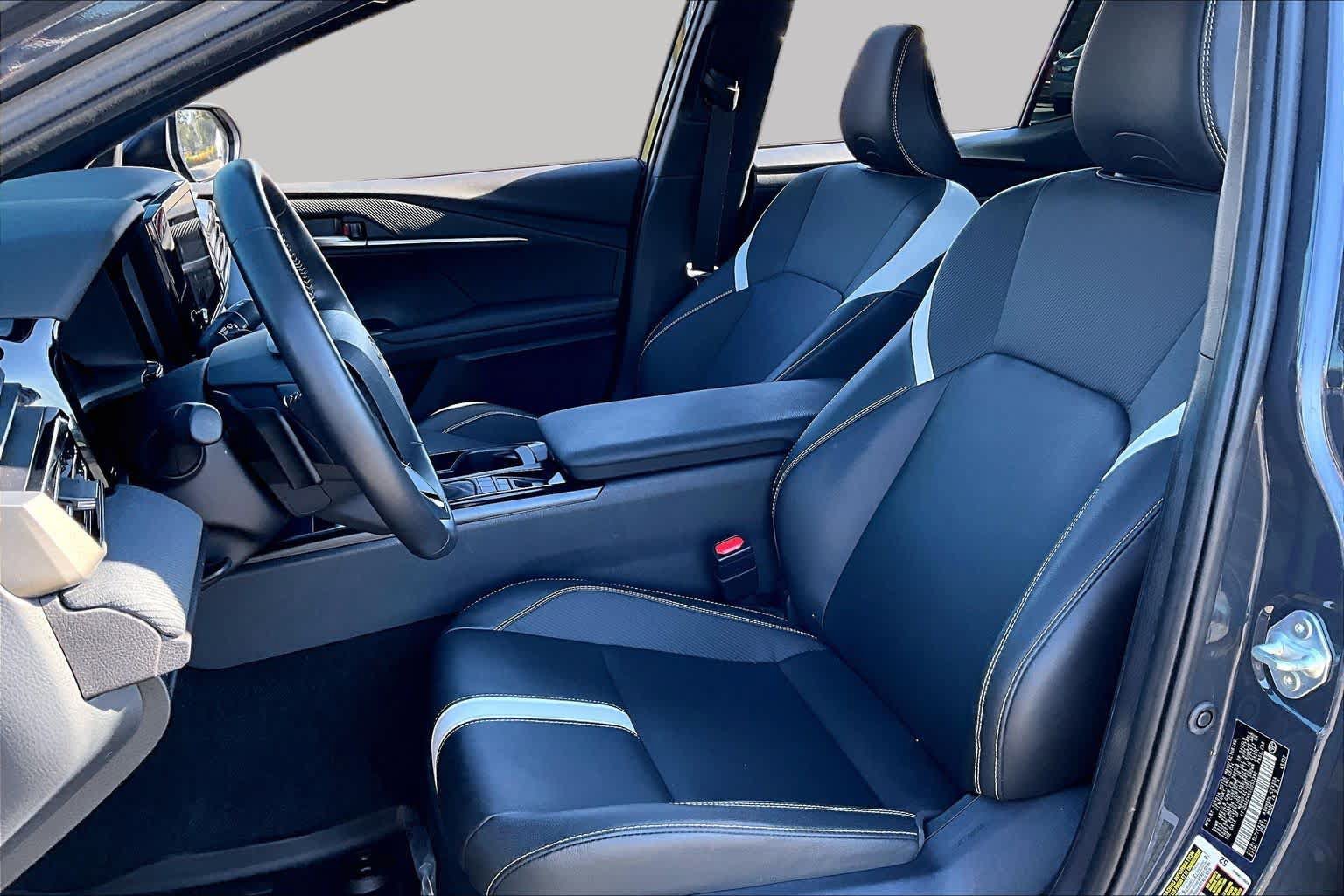 Certified 2025 Toyota Camry SE w/ Convenience Package FWD image 7