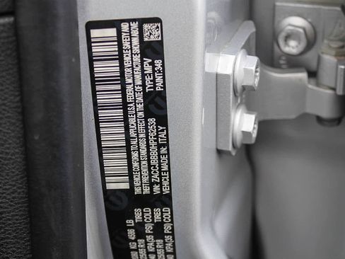 Used 2017 Jeep Renegade Altitude image 38