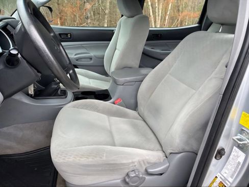 Used 2011 Toyota Tacoma 4x4 Double Cab image 13