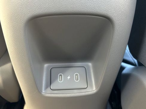 New 2026 Hyundai Elantra SE image 5