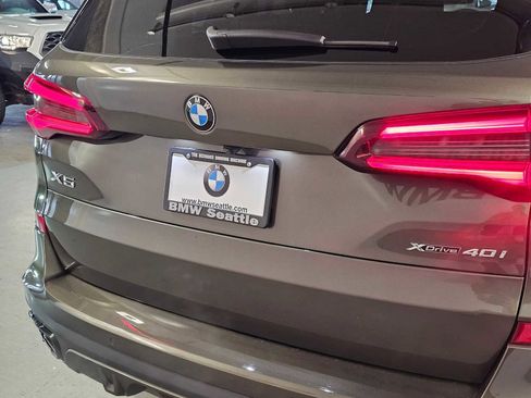 Used 2023 BMW X5 xDrive40i w/ M Sport Package image 7