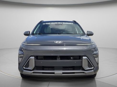 Used 2024 Hyundai Kona Limited FWD image 5