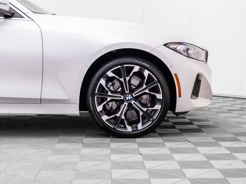 Certified 2026 BMW 330i xDrive Sedan AWD/4WD image 34