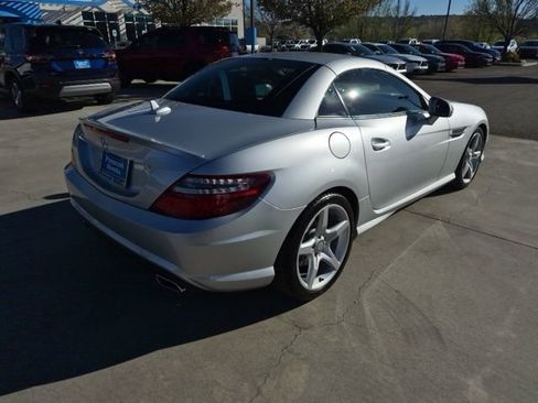 Used 2012 Mercedes-Benz SLK 350 image 7