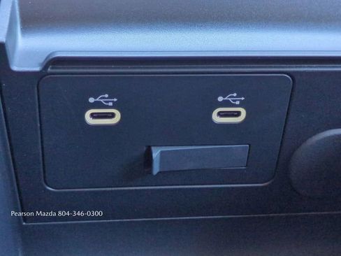 Certified 2025 MAZDA MAZDA3 s Sport image 22