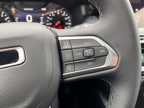 New 2026 Jeep Compass Limited image 19