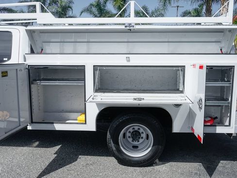 Used 2022 Ford F350 XL w/ Power Equipment Group RWD image 6