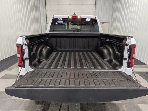Used 2025 RAM 1500 Laramie w/ Night Edition image 27