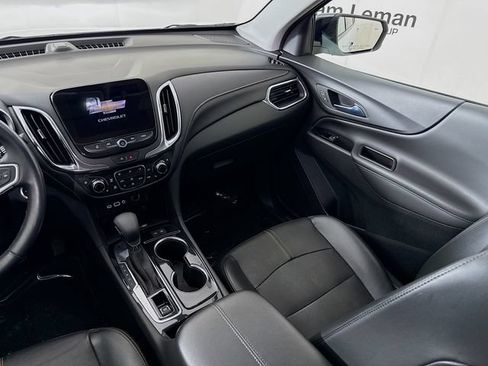 Used 2022 Chevrolet Equinox Premier AWD/4WD image 22