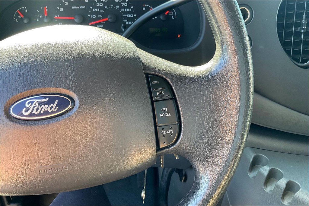 Used 2008 Ford E-350 and Econoline 350 XLT RWD image 18
