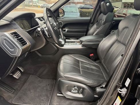 Used 2017 Land Rover Range Rover Sport image 15