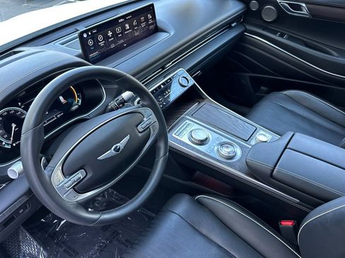 Used 2023 Genesis GV80 2.5T w/ Prestige 20" Package image 11