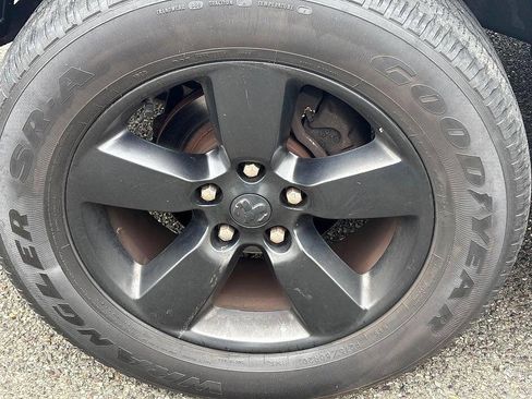 Used 2019 RAM 1500 Big Horn image 9