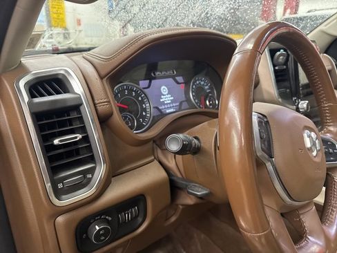 Used 2022 RAM 1500 Laramie image 15