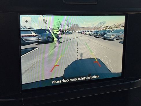 Used 2025 Ford F350 XLT w/ FX4 Off-Road Package image 18