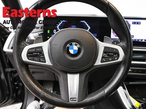 Used 2025 BMW X5 xDrive40i w/ M Sport Package AWD/4WD image 10