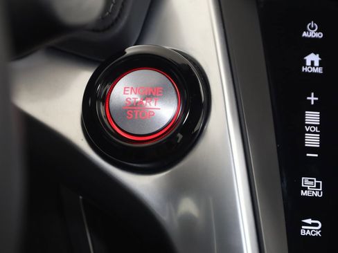 Used 2017 Acura NSX image 38