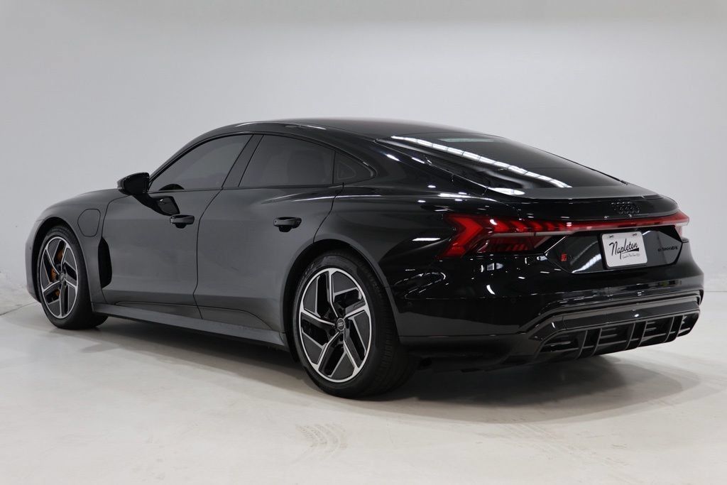 Used 2024 Audi RS e-tron GT w/ Carbon Performance Package AWD/4WD image 5