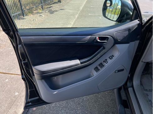 Used 2007 Toyota 4Runner Sport image 7